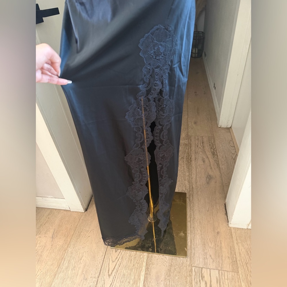 NWT | SKIMS | Onyx Woven Shine Lace Lace Maxi Dress | XS - Picture 5 of 9